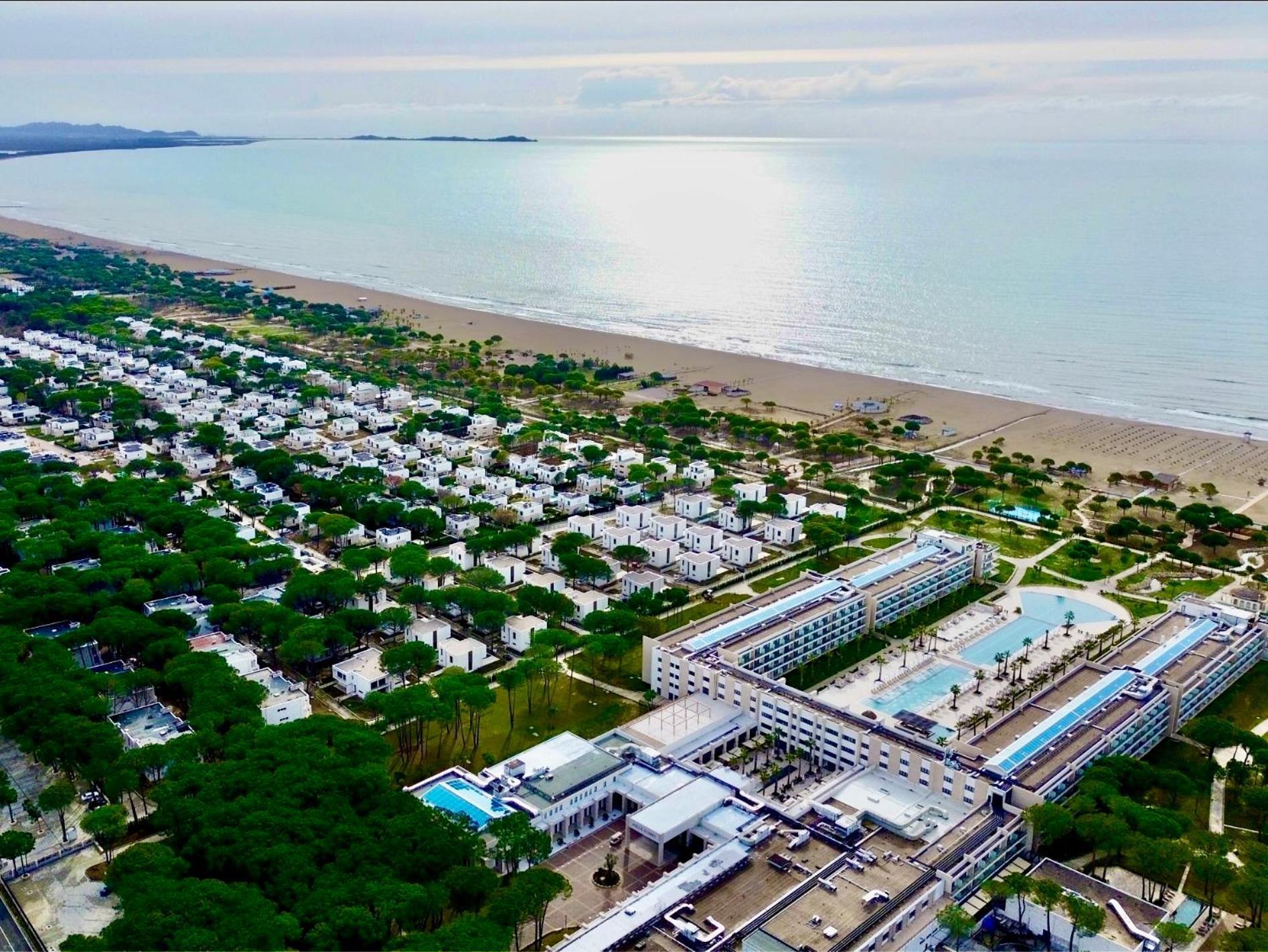 Sanpietro Vacation Apartments Durrës Exteriör bild